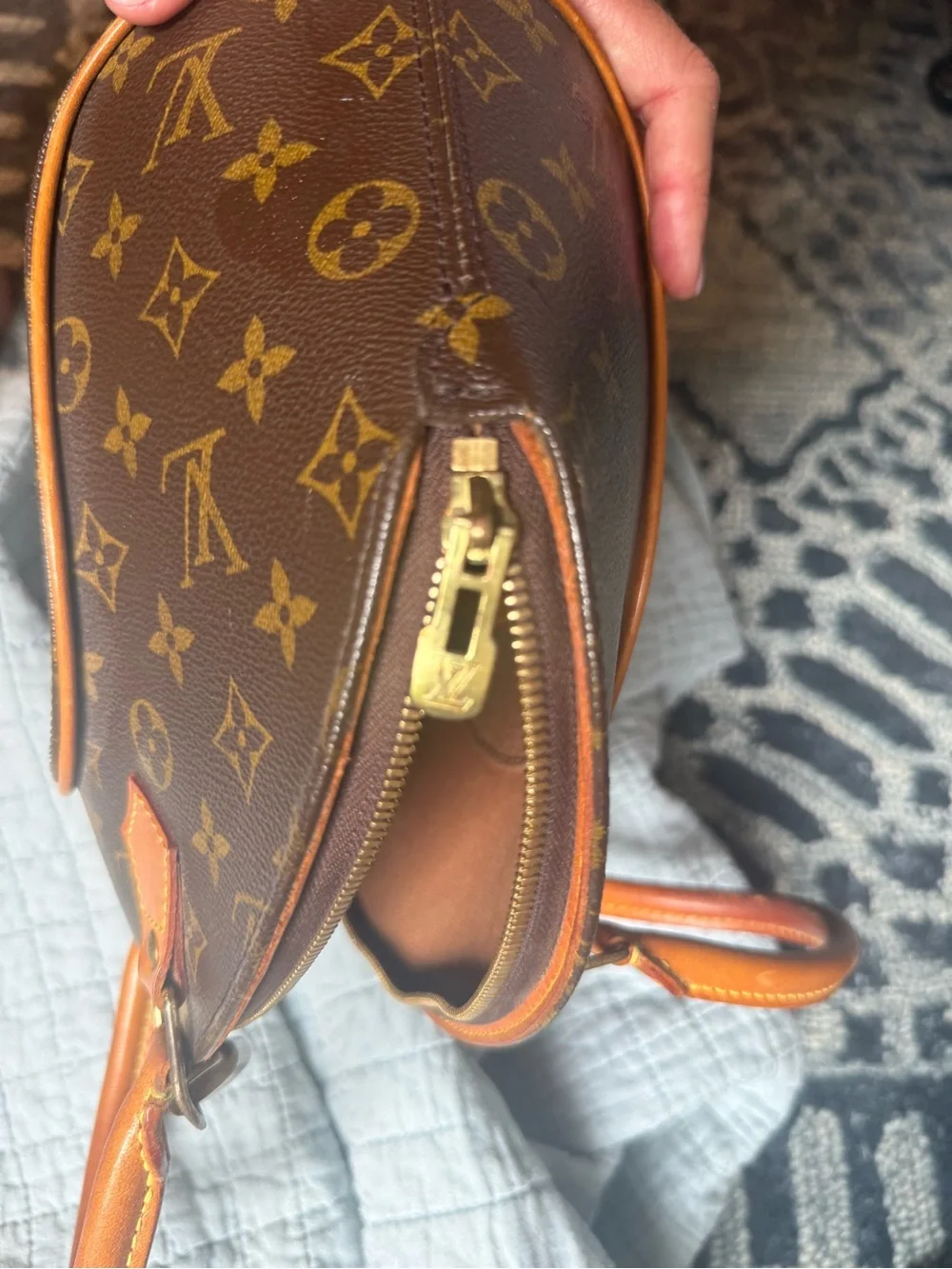 Authentic Louis Vuitton Brown Monogram Canvas Ellipse PM bag